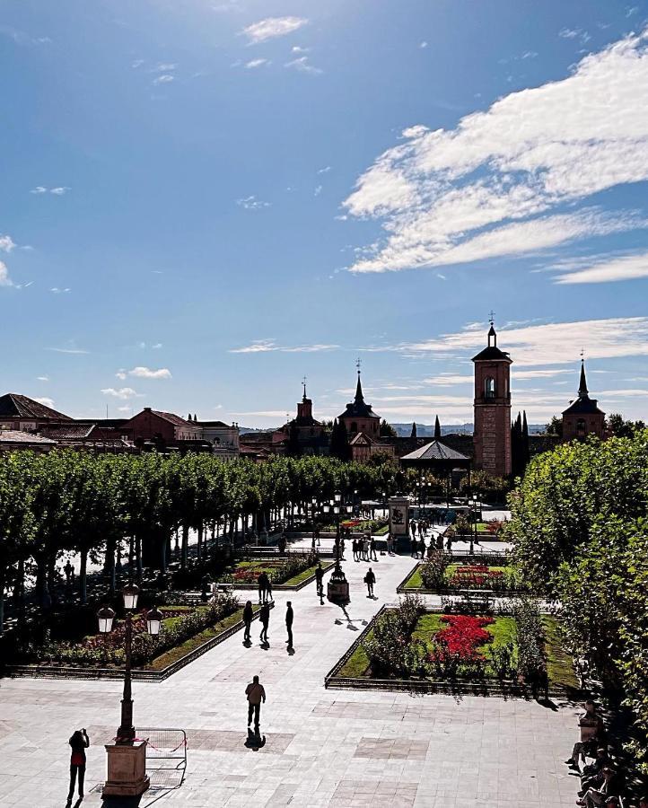 Sonar En La Plaza Cervantes 2 Алькала-де-Энарес Экстерьер фото